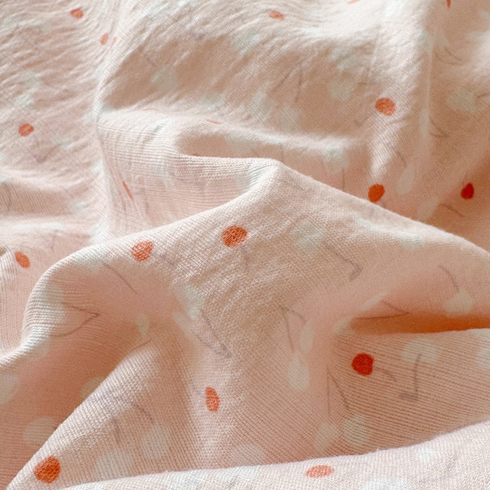 91家纺网 家纺一手货源 找家纺 玉海棠家纺 2026新款A类云感双层纱7A抗菌夏被夏凉被空调被四件套 粉波点