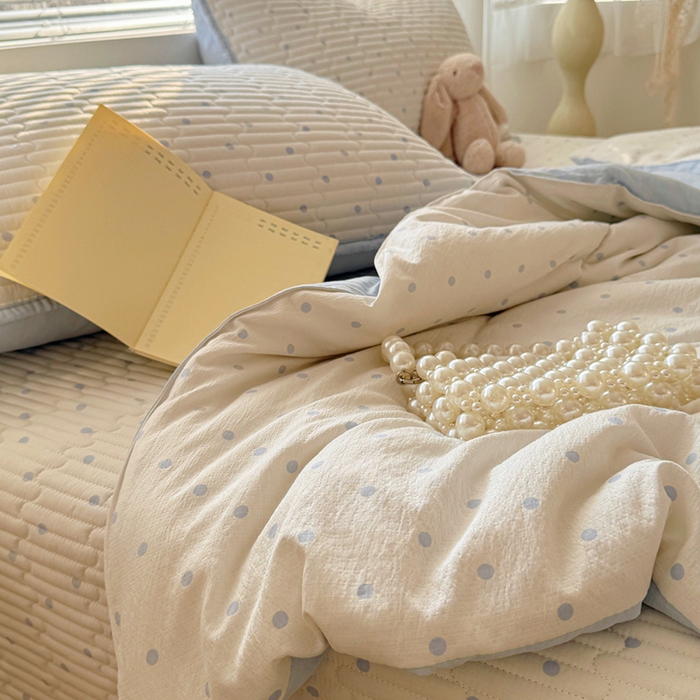 91家纺网 家纺一手货源 找家纺 玉海棠家纺 2026新款A类云感双层纱7A抗菌夏被夏凉被空调被四件套 蓝波点