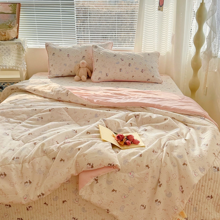 91家纺网 家纺一手货源 找家纺 玉海棠家纺 2026新款A类云感双层纱7A抗菌夏被夏凉被空调被四件套 萌宠集合