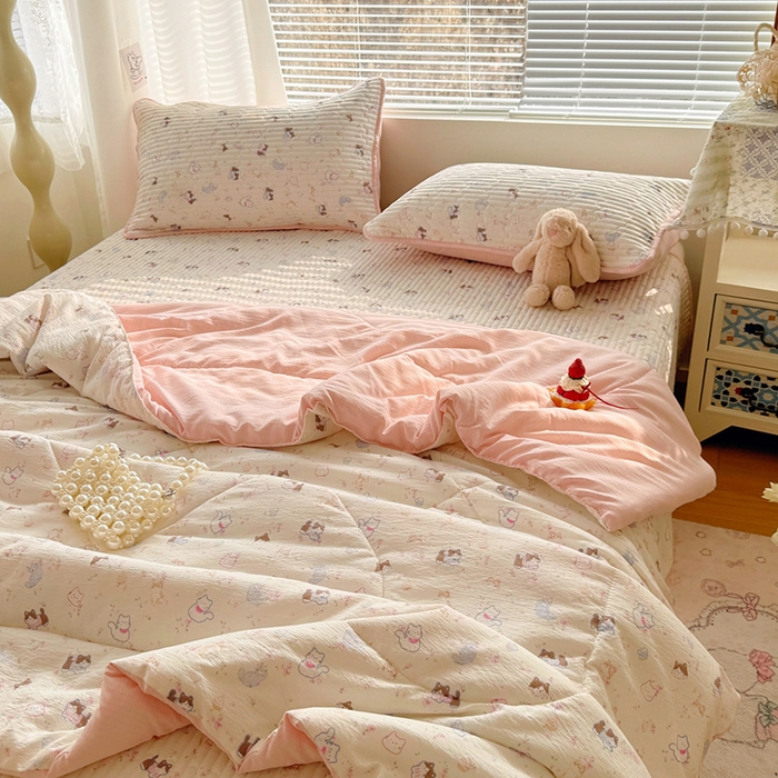 91家纺网 家纺一手货源 找家纺 玉海棠家纺 2026新款A类云感双层纱7A抗菌夏被夏凉被空调被四件套 萌宠集合