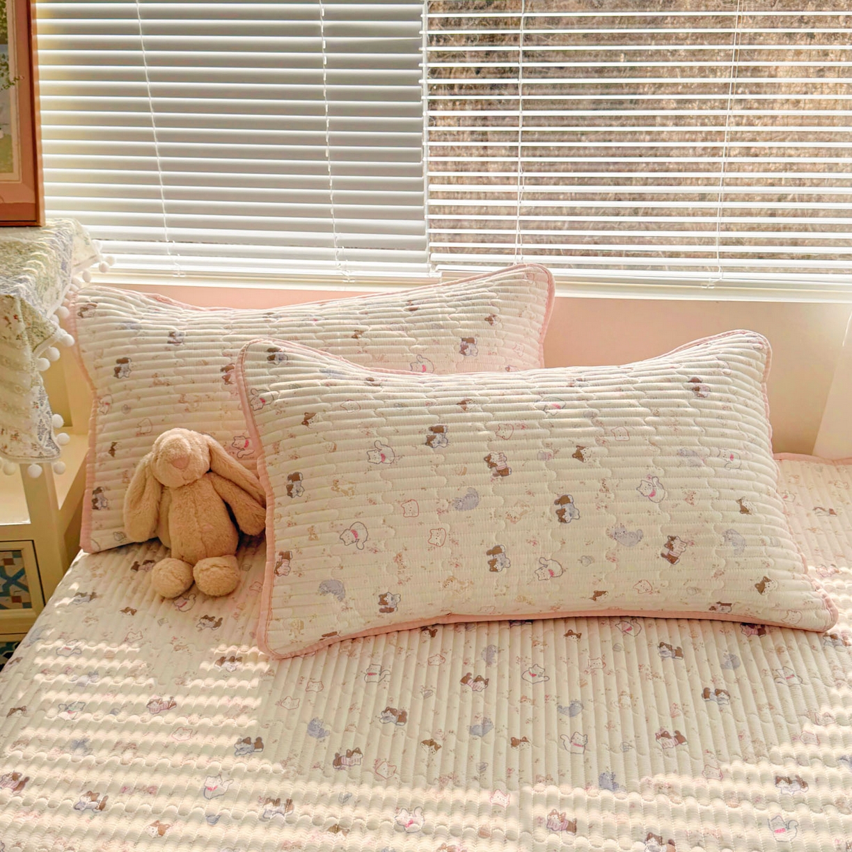 91家纺网 家纺一手货源 找家纺 玉海棠家纺 2026新款A类云感双层纱7A抗菌夏被夏凉被空调被四件套 萌宠集合