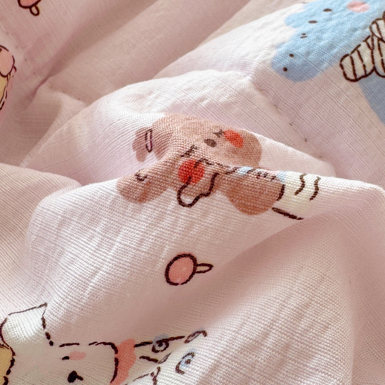 91家纺网 家纺一手货源 找家纺 玉海棠家纺 2026新款A类云感双层纱7A抗菌夏被夏凉被空调被四件套 童话故事