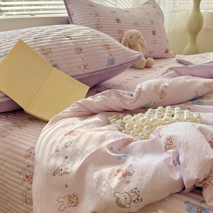 91家纺网 家纺一手货源 找家纺 玉海棠家纺 2026新款A类云感双层纱7A抗菌夏被夏凉被空调被四件套 童话故事