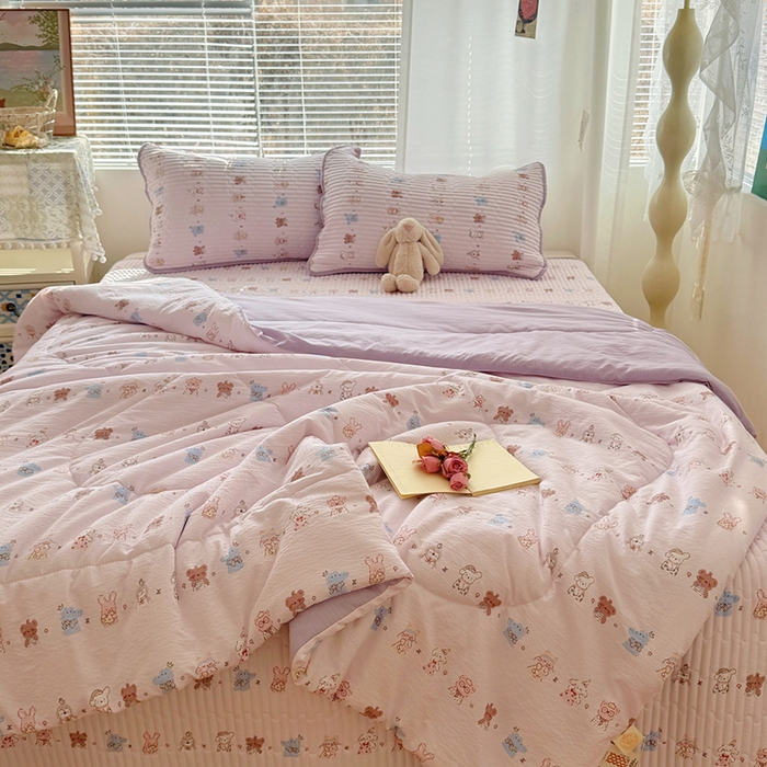 91家纺网 家纺一手货源 找家纺 玉海棠家纺 2026新款A类云感双层纱7A抗菌夏被夏凉被空调被四件套 童话故事