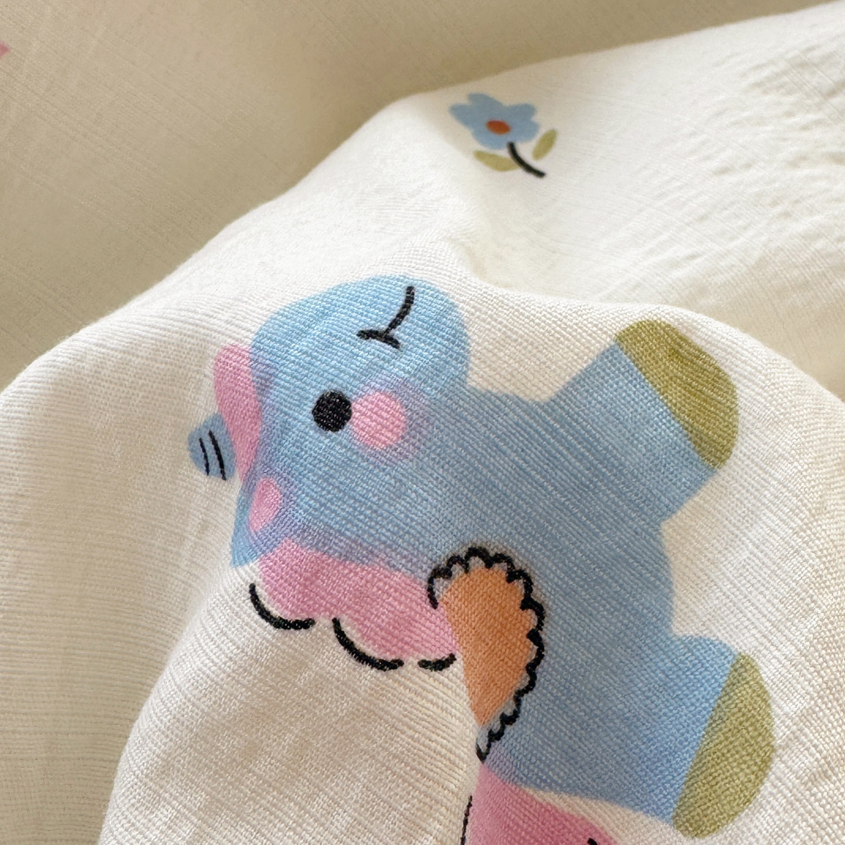 91家纺网 家纺一手货源 找家纺 玉海棠家纺 2026新款A类云感双层纱7A抗菌夏被夏凉被空调被四件套 童年木马