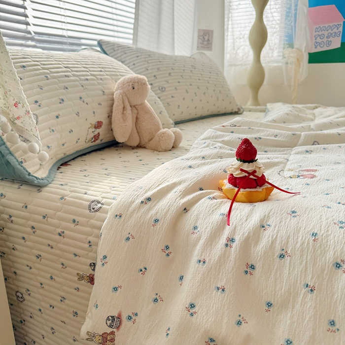 91家纺网 家纺一手货源 找家纺 玉海棠家纺 2026新款A类云感双层纱7A抗菌夏被夏凉被空调被四件套 兔先生