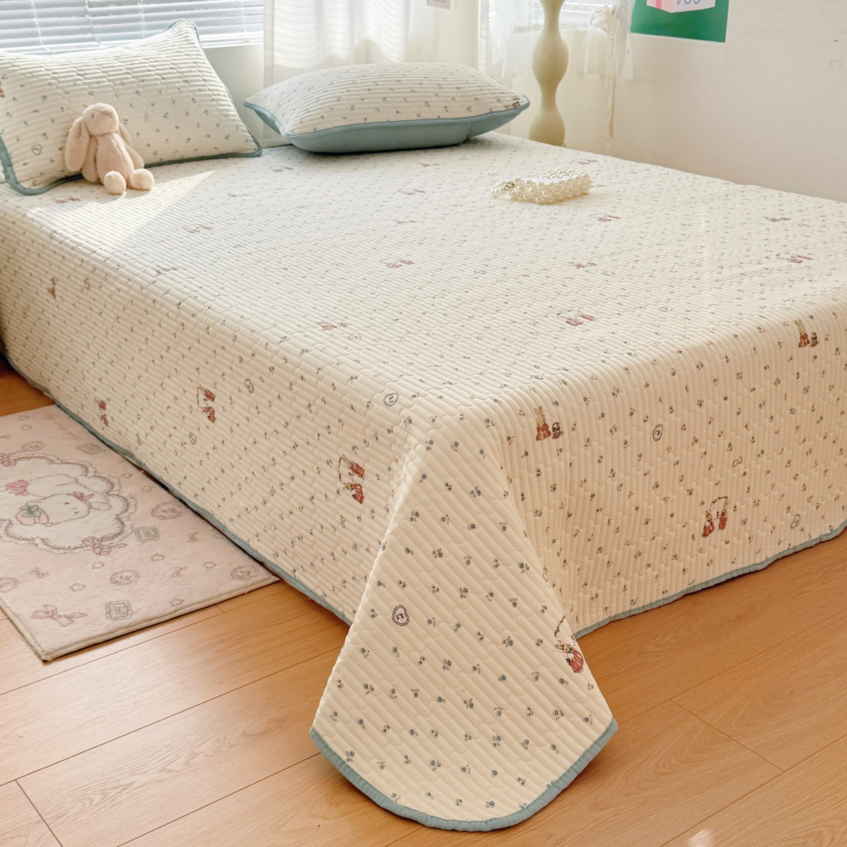 91家纺网 家纺一手货源 找家纺 玉海棠家纺 2026新款A类云感双层纱7A抗菌夏被夏凉被空调被四件套 兔先生