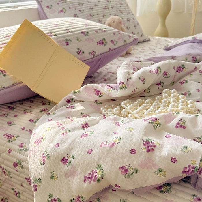 91家纺网 家纺一手货源 找家纺 玉海棠家纺 2026新款A类云感双层纱7A抗菌夏被夏凉被空调被四件套 紫葡萄