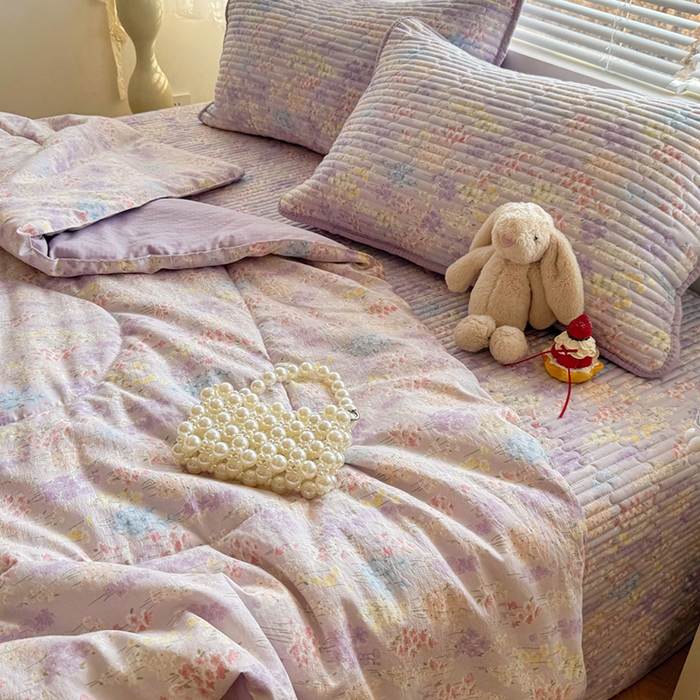 91家纺网 家纺一手货源 找家纺 玉海棠家纺 2026新款A类云感双层纱7A抗菌夏被夏凉被空调被四件套 紫韵花信