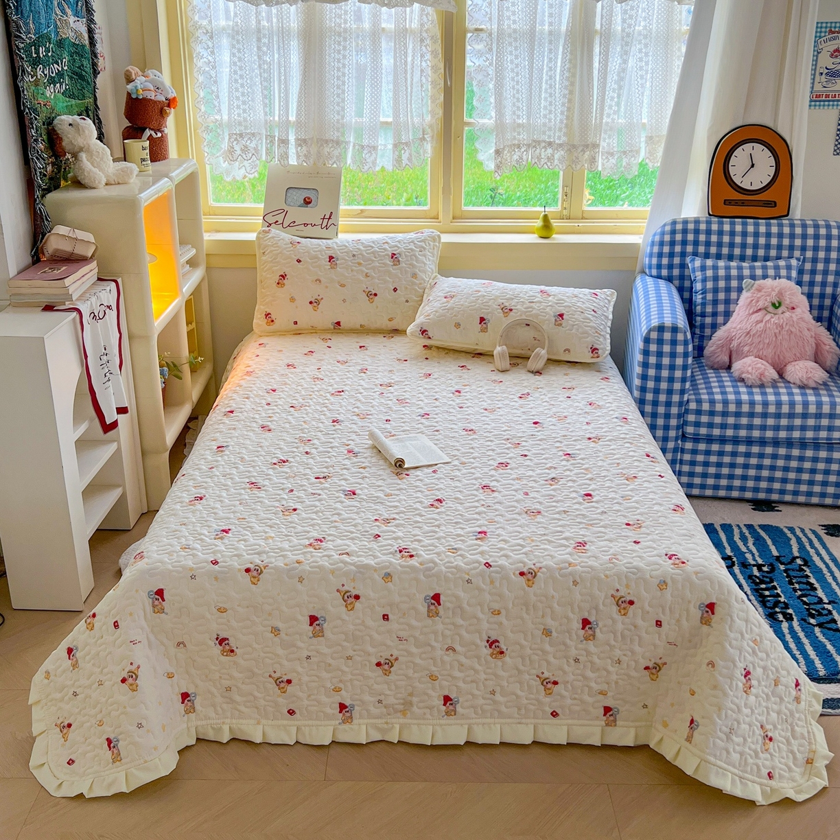 91家纺网 家纺一手货源 找家纺 （总）优雅星家纺 2026新款双层纱四季通用花边床盖单件加厚夹棉皱皱纱花边床单三件泡泡纱学生床长期有货