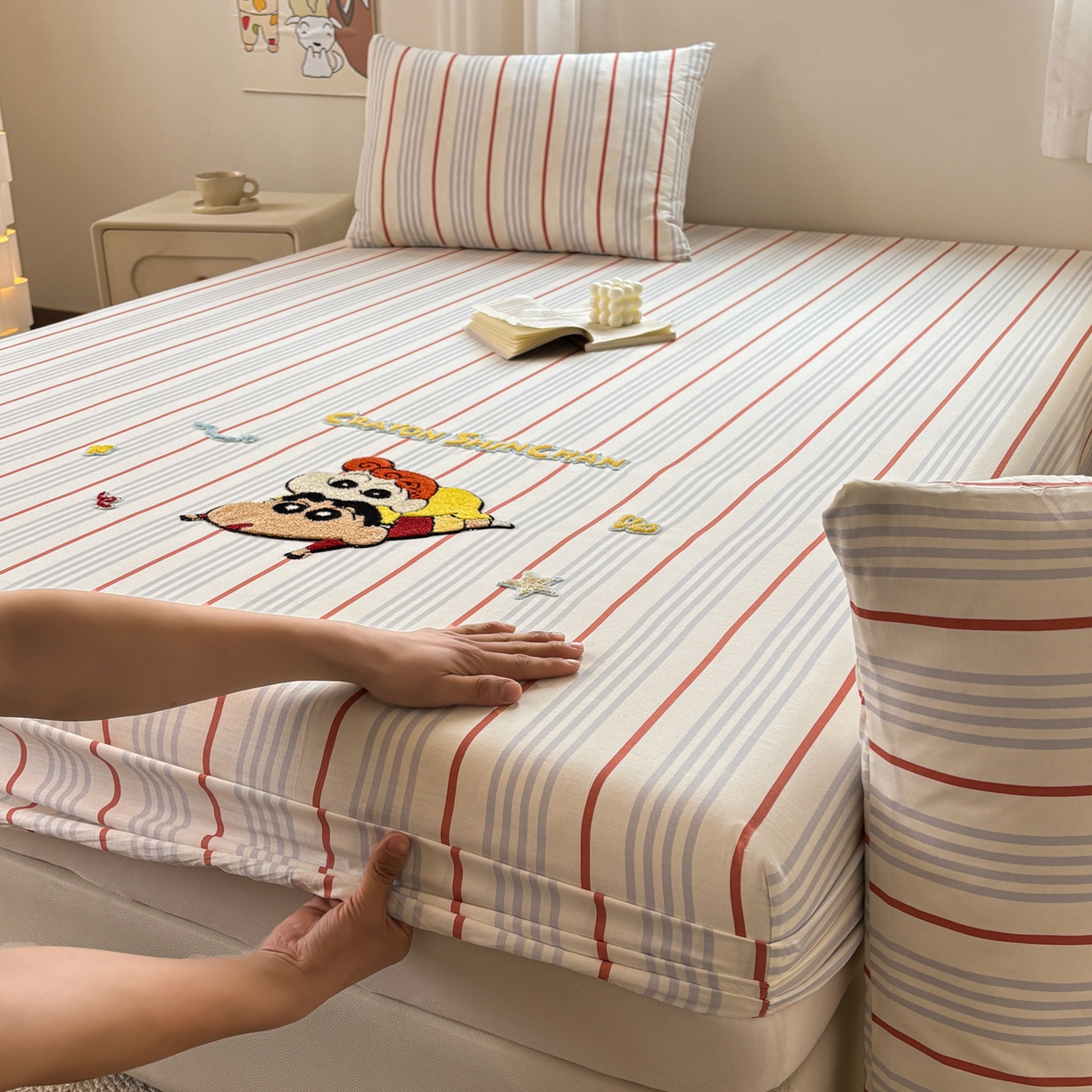 91家纺网 家纺一手货源 找家纺 （总）居眠 2026新款全棉刺绣蜡笔小新床笠