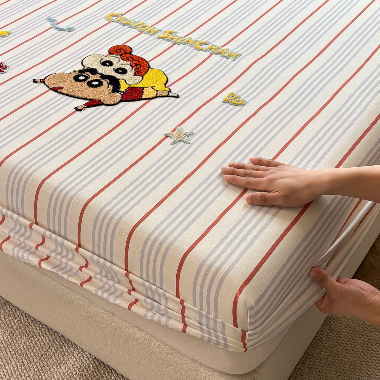 91家纺网 家纺一手货源 找家纺 （总）居眠 2026新款全棉刺绣蜡笔小新床笠