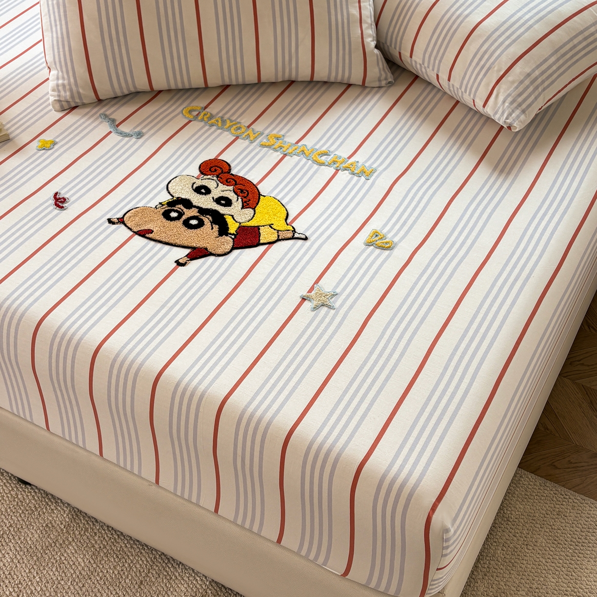 91家纺网 家纺一手货源 找家纺 （总）居眠 2026新款全棉刺绣蜡笔小新床笠