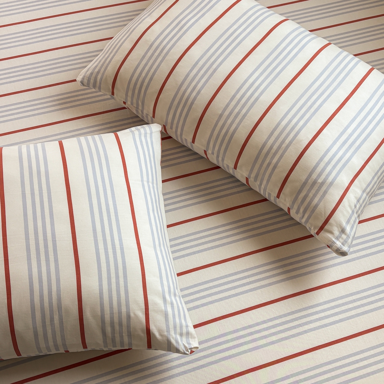 91家纺网 家纺一手货源 找家纺 （总）居眠 2026新款全棉刺绣蜡笔小新枕套