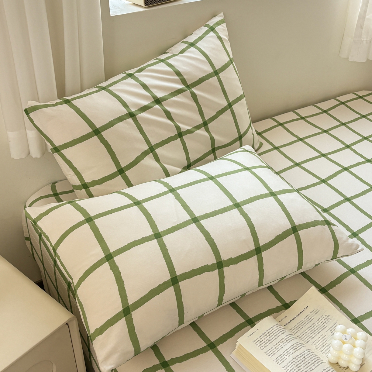 91家纺网 家纺一手货源 找家纺 居眠 2026新款全棉刺绣蜡笔小新枕套 绿格-小新