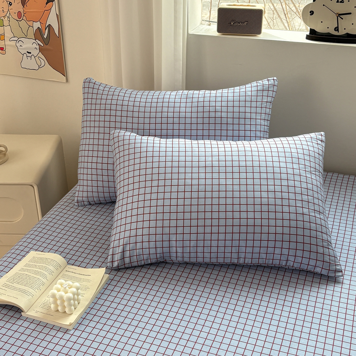 91家纺网 家纺一手货源 找家纺 居眠 2026新款全棉刺绣蜡笔小新枕套 细格灰蓝-小新