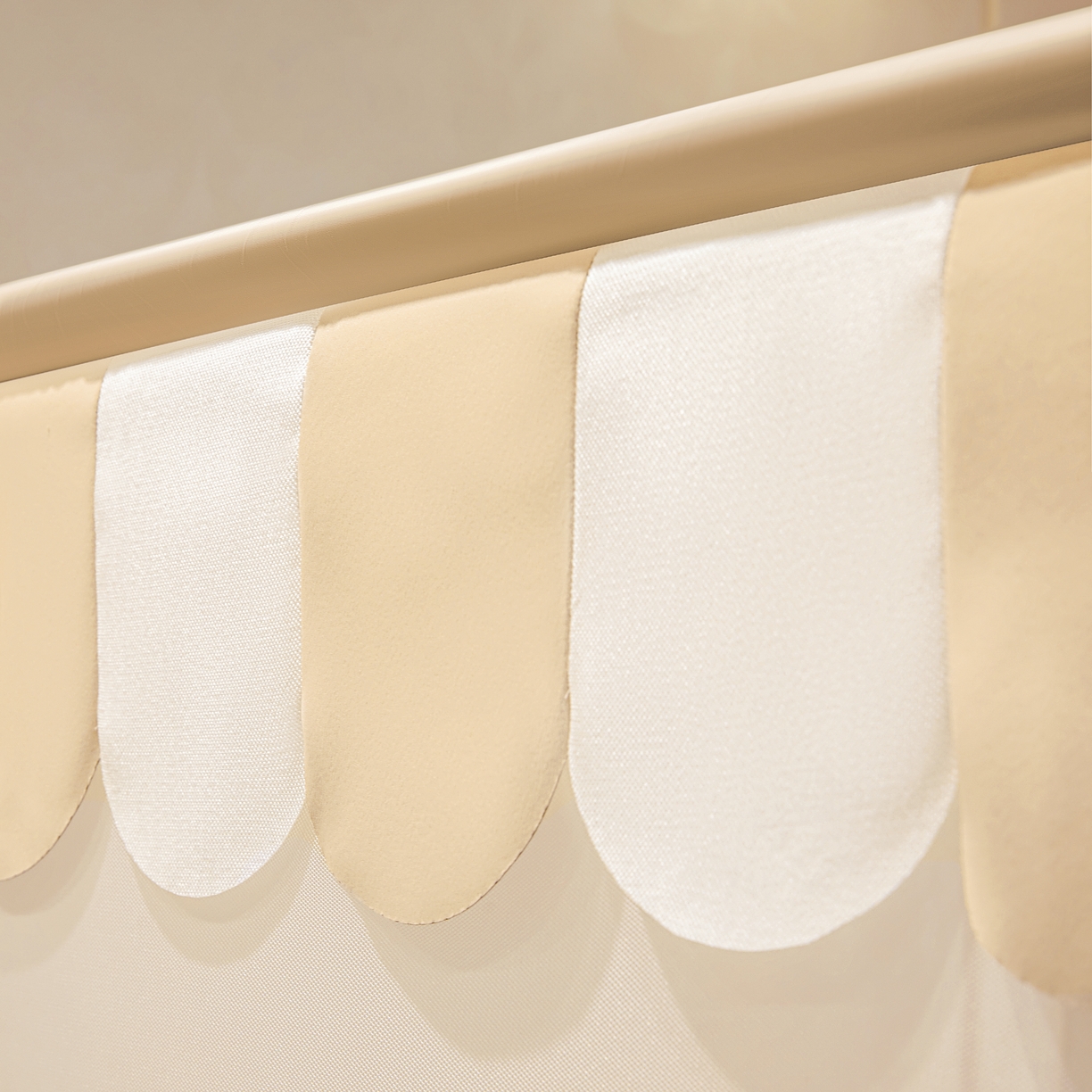 91家纺网 家纺一手货源 找家纺 富莱星蚊帐 2026新款双丝加厚网纱坐床蚊帐大力士围栏擎天柱支架-花样年华 花样年华-卡其