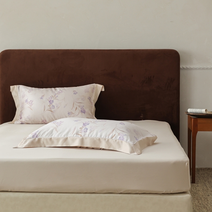 91家纺网 家纺一手货源 找家纺 ROZ home 蕊姿家居 2026新款60s天丝棉数码印花单床笠 风铃草 香槟