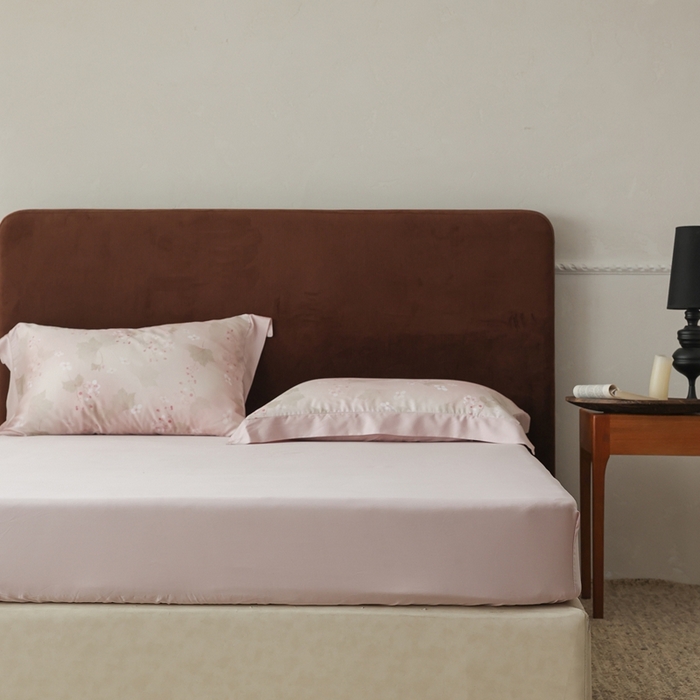 91家纺网 家纺一手货源 找家纺 ROZ home 蕊姿家居 2026新款60s天丝棉数码印花单床单 秋海棠 柔雾粉