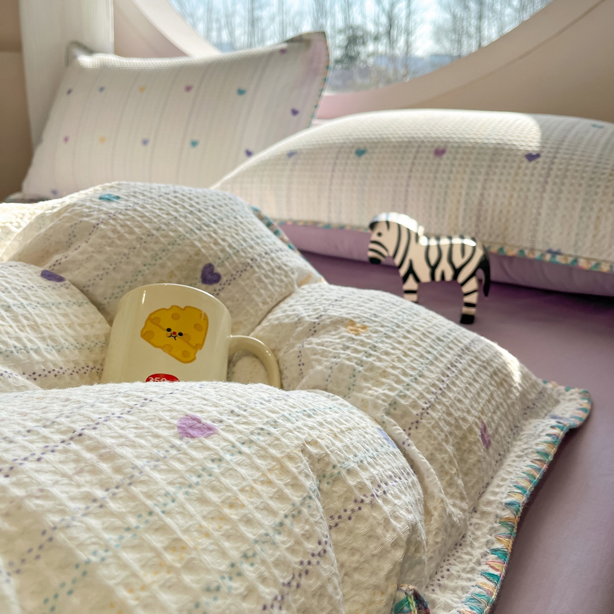 91家纺网 家纺一手货源 找家纺 如一 2026春夏新款全棉纯棉华夫格印花三角针工艺四件套 彩心-紫