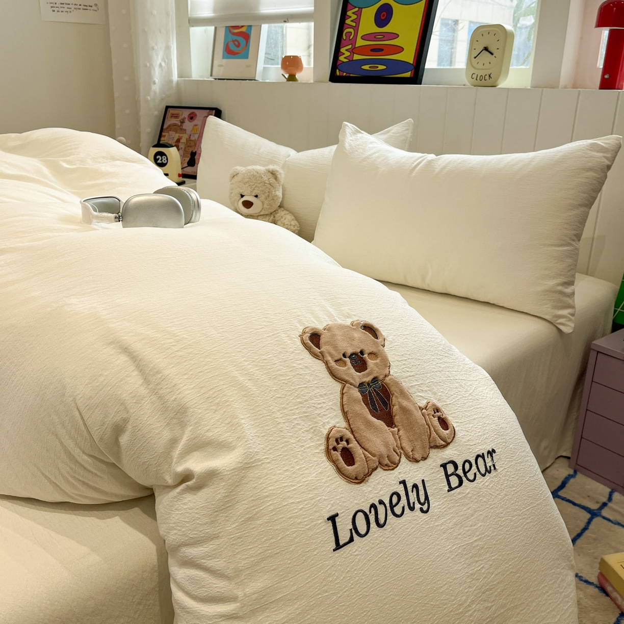 91家纺网 家纺一手货源 找家纺 （总）爱思凯家纺 2026新款皱皱纱卡通贴布绣-咖崽熊被套