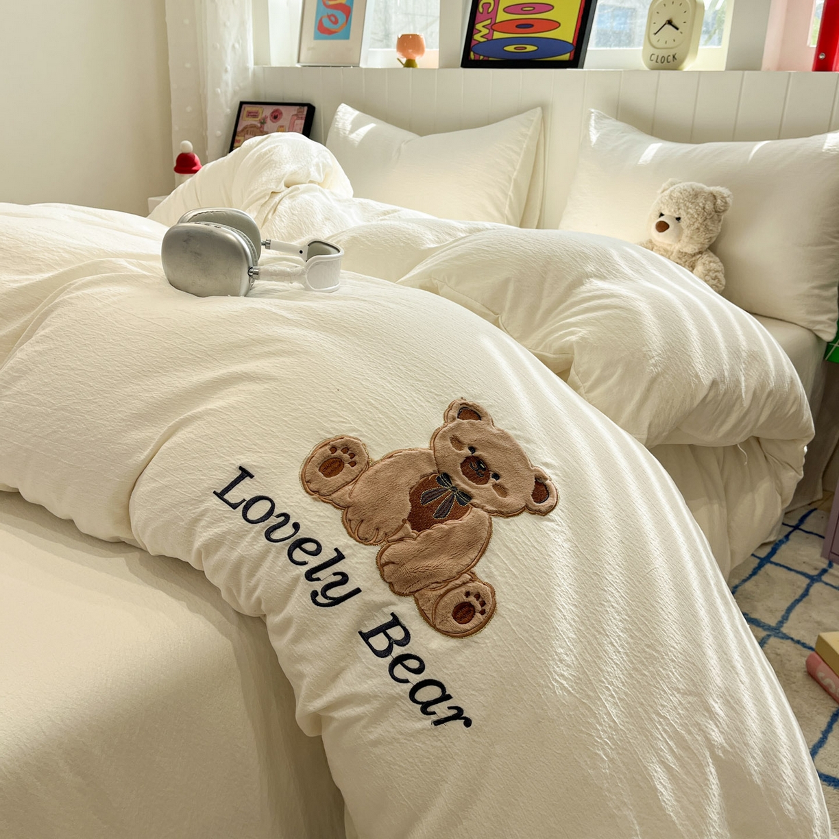 91家纺网 家纺一手货源 找家纺 （总）爱思凯家纺 2026新款皱皱纱卡通贴布绣-咖崽熊被套