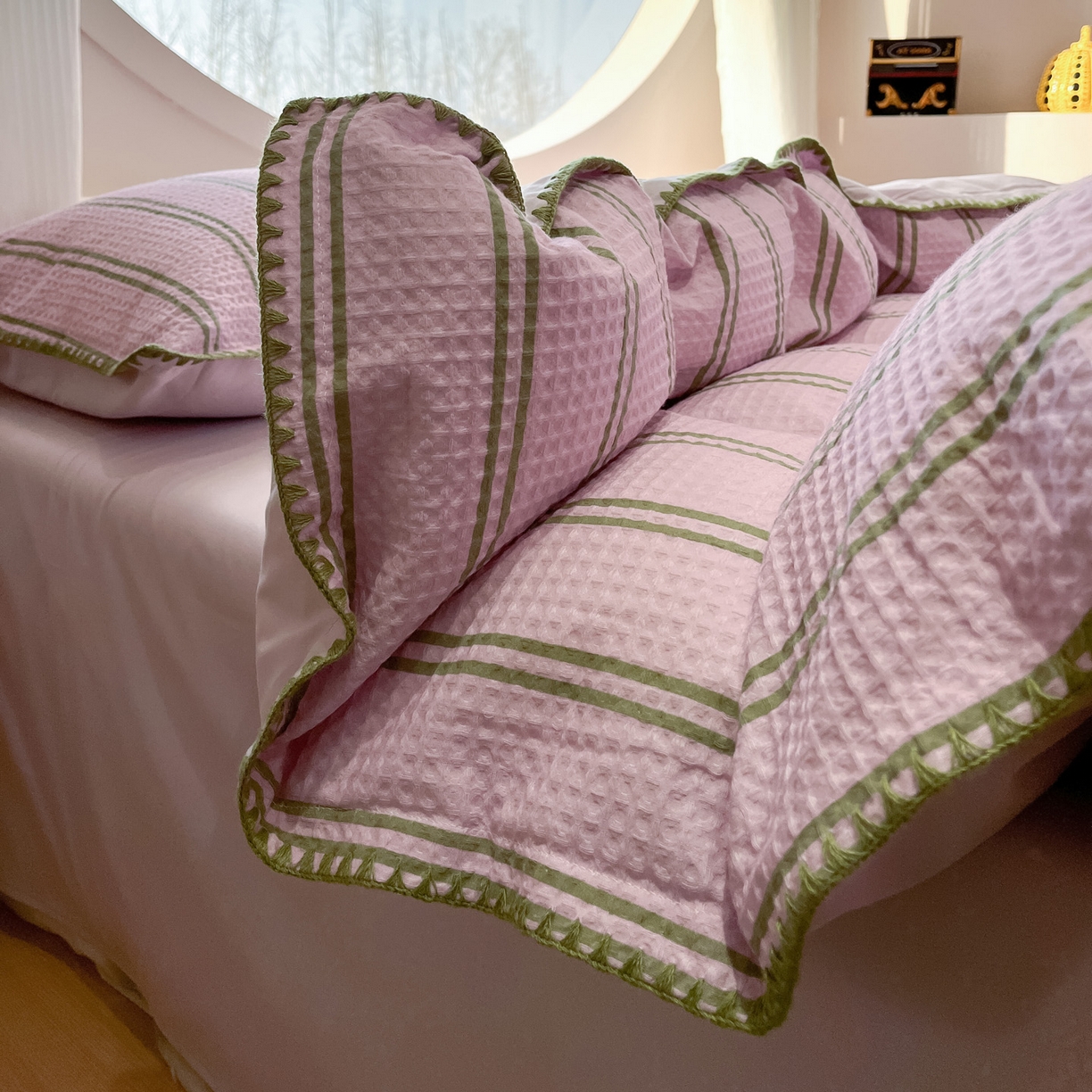 91家纺网 家纺一手货源 找家纺 如一 2026春夏新款全棉纯棉华夫格印花三角针工艺四件套 风月-紫