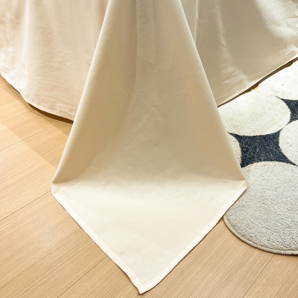 91家纺网 家纺一手货源 找家纺 如一 2026春夏新款全棉纯棉华夫格印花三角针工艺四件套 花花-米