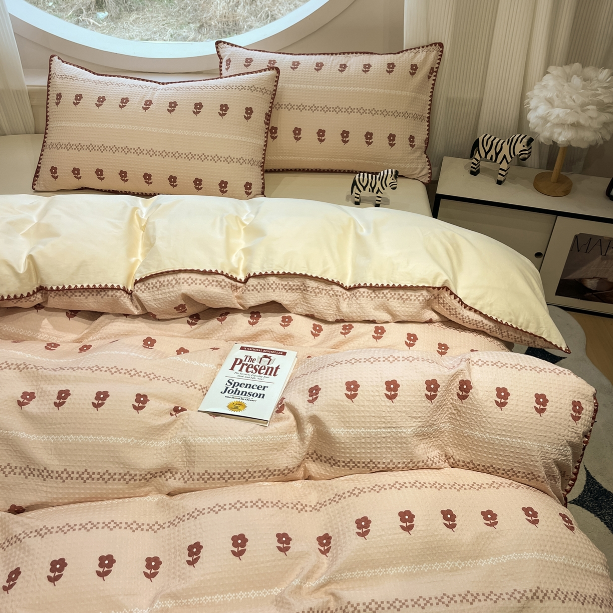 91家纺网 家纺一手货源 找家纺 如一 2026春夏新款全棉纯棉华夫格印花三角针工艺四件套 花花-米