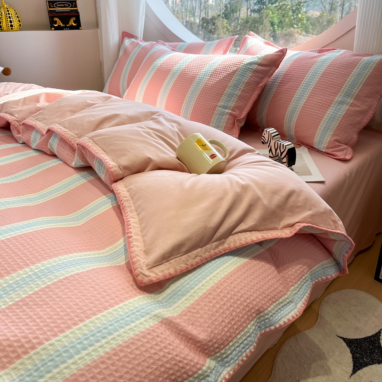 91家纺网 家纺一手货源 找家纺 如一 2026春夏新款全棉纯棉华夫格印花三角针工艺四件套 柔然-粉