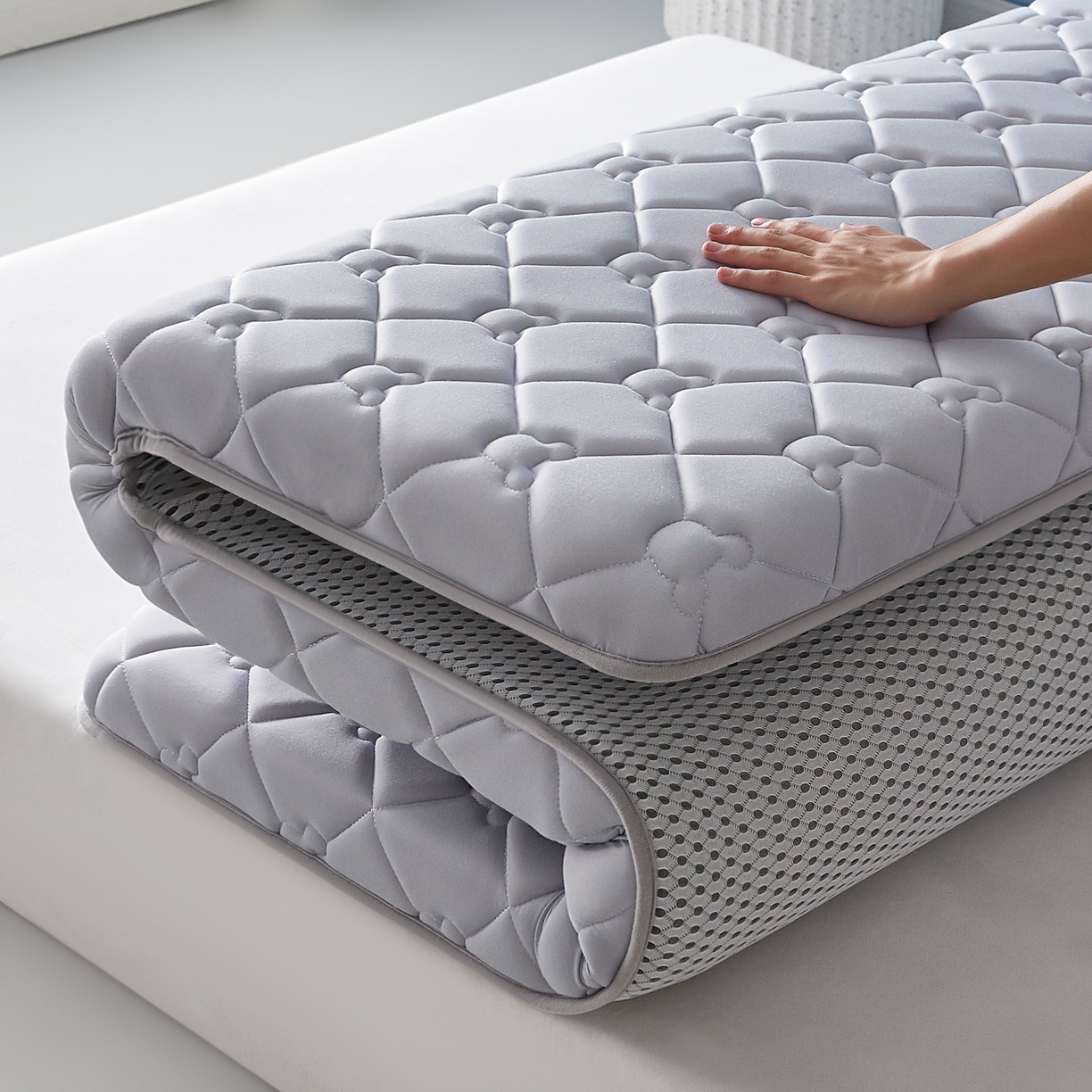 91家纺网 家纺一手货源 找家纺 优莱床垫 2026新款乳胶抗压棉立体床垫垫子 乳胶抗压棉小熊单边灰