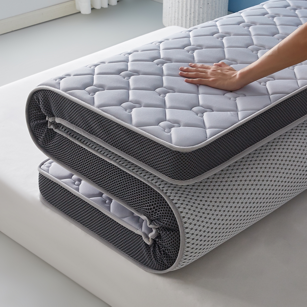 91家纺网 家纺一手货源 找家纺 优莱床垫 2026新款乳胶抗压棉立体床垫垫子 乳胶抗压棉小熊立体灰