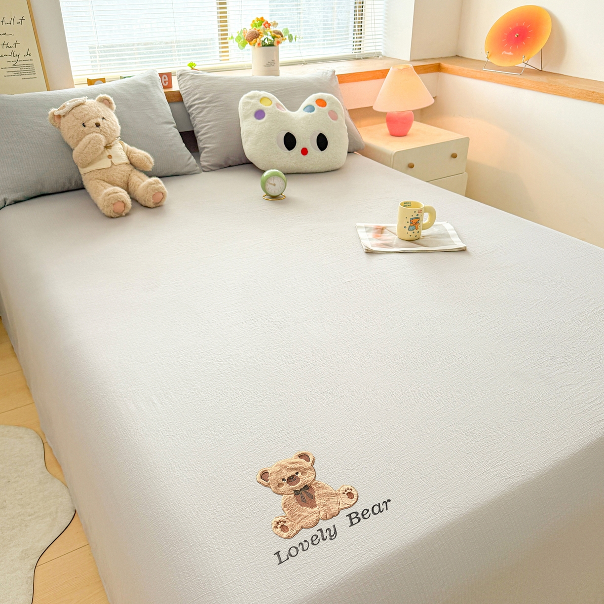 91家纺网 家纺一手货源 找家纺 （总）爱思凯家纺 2026新款皱皱纱卡通贴布绣-咖崽熊床单