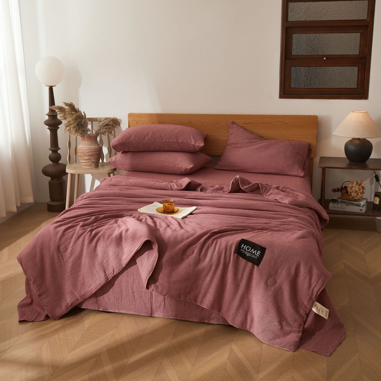 91家纺网 家纺一手货源 找家纺 乐家毛巾被（工厂自产自销） 2026新款A类新疆长绒棉色织提花双层纱千鸟格系列夏被 玫红