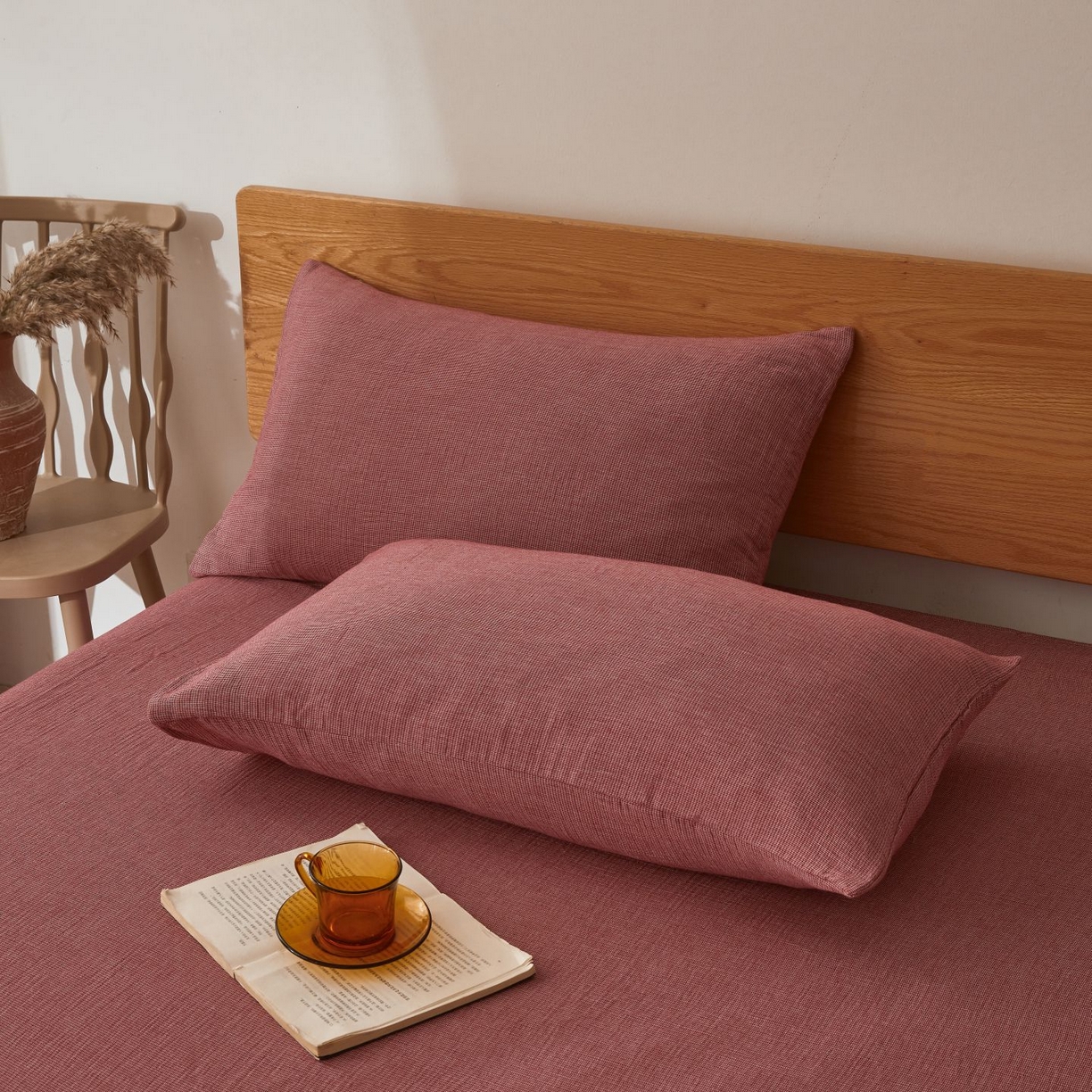 91家纺网 家纺一手货源 找家纺 乐家毛巾被（工厂自产自销） 2026新款A类新疆长绒棉色织提花双层纱千鸟格系列夏被 玫红