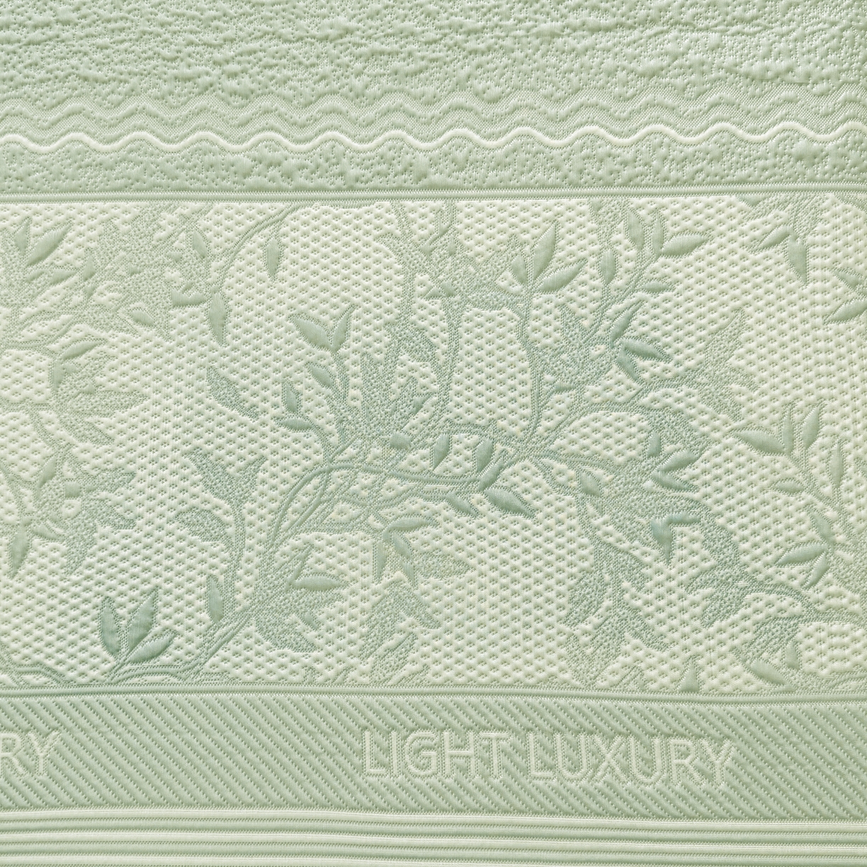 91家纺网 家纺一手货源 找家纺 席都凉席工厂店 2026年轻奢高克重豆豆凉席夏季凉感冰丝提花床裙款三件套-奢序 奢序-浅绿