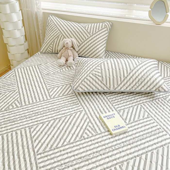 91家纺网 家纺一手货源 找家纺 柒月家居 2026新款小清新乳胶凉席三件套 格调