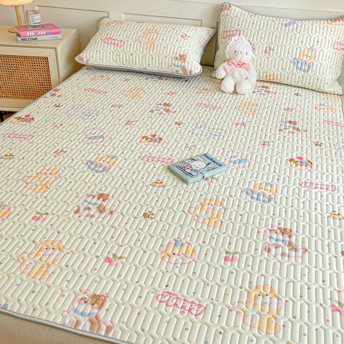 91家纺网 家纺一手货源 找家纺 柒月家居 2026新款小清新乳胶凉席三件套 波点萌宠