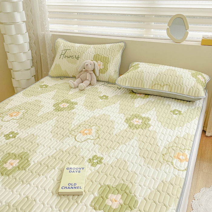 91家纺网 家纺一手货源 找家纺 柒月家居 2026新款小清新乳胶凉席三件套 花季