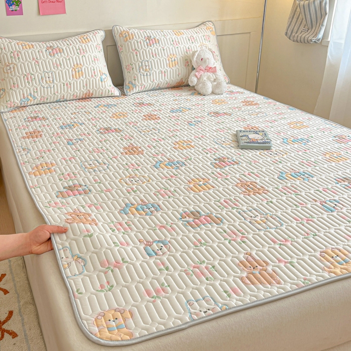 91家纺网 家纺一手货源 找家纺 柒月家居 2026新款小清新乳胶凉席三件套 碎花派对