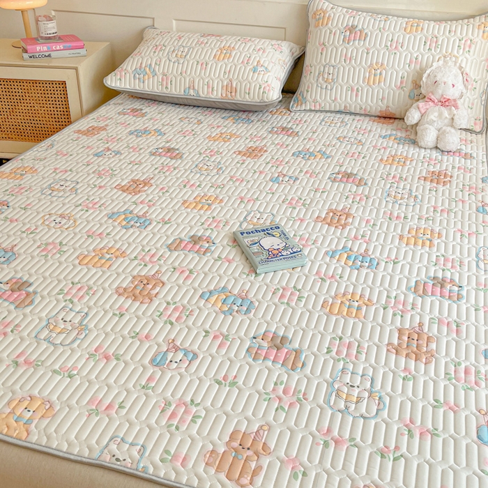 91家纺网 家纺一手货源 找家纺 柒月家居 2026新款小清新乳胶凉席三件套 碎花派对