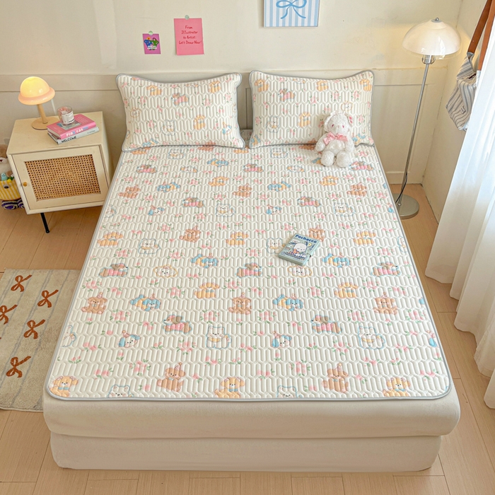 91家纺网 家纺一手货源 找家纺 柒月家居 2026新款小清新乳胶凉席三件套 碎花派对