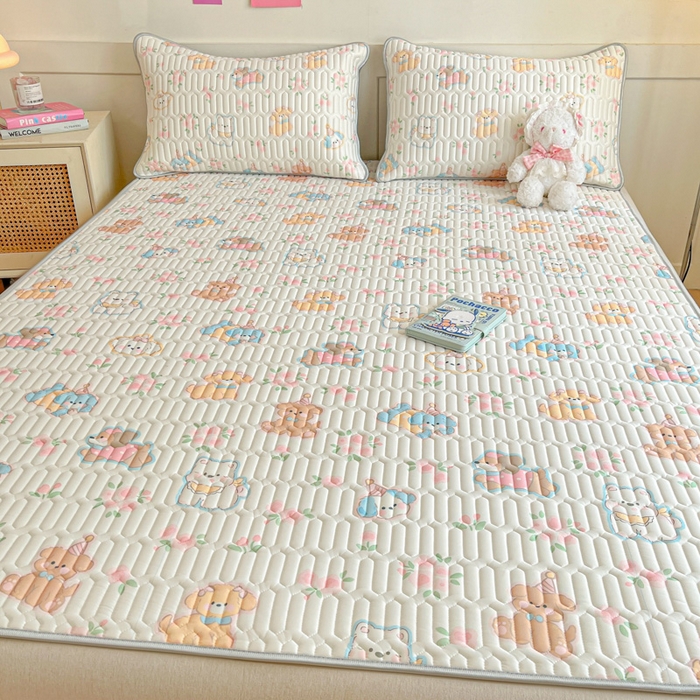 91家纺网 家纺一手货源 找家纺 柒月家居 2026新款小清新乳胶凉席三件套 碎花派对