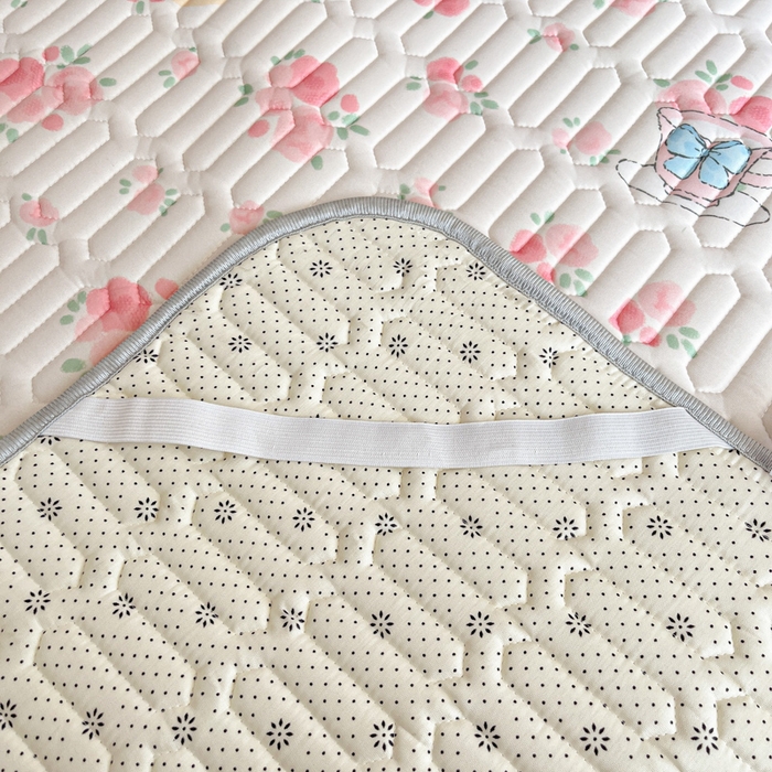 91家纺网 家纺一手货源 找家纺 柒月家居 2026新款小清新乳胶凉席三件套 桃桃奶猫