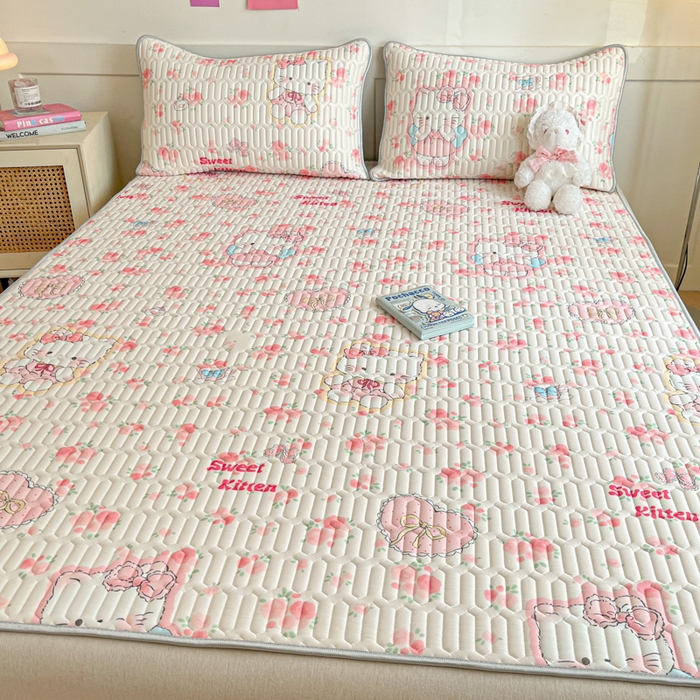 91家纺网 家纺一手货源 找家纺 柒月家居 2026新款小清新乳胶凉席三件套 桃桃奶猫