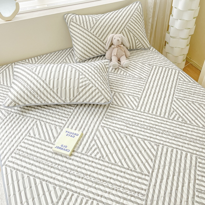 91家纺网 家纺一手货源 找家纺 柒月家居 2026新款小清新乳胶凉席三件套 格调