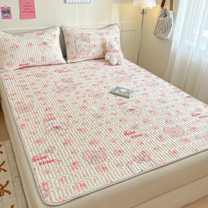 91家纺网 家纺一手货源 找家纺 柒月家居 2026新款小清新乳胶凉席三件套 桃桃奶猫