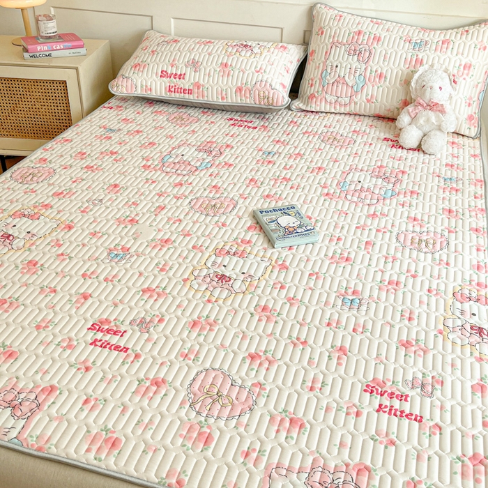 91家纺网 家纺一手货源 找家纺 柒月家居 2026新款小清新乳胶凉席三件套 桃桃奶猫