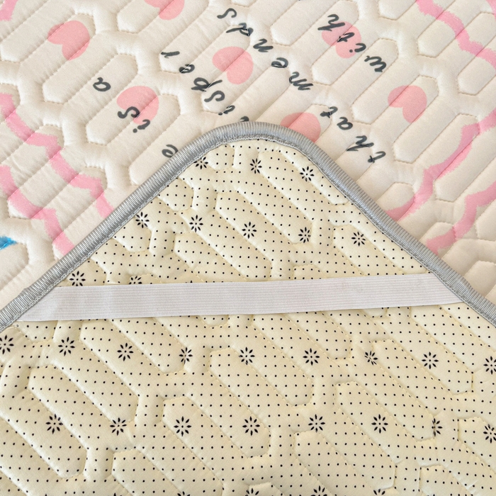 91家纺网 家纺一手货源 找家纺 柒月家居 2026新款小清新乳胶凉席三件套 奶盖猫咪