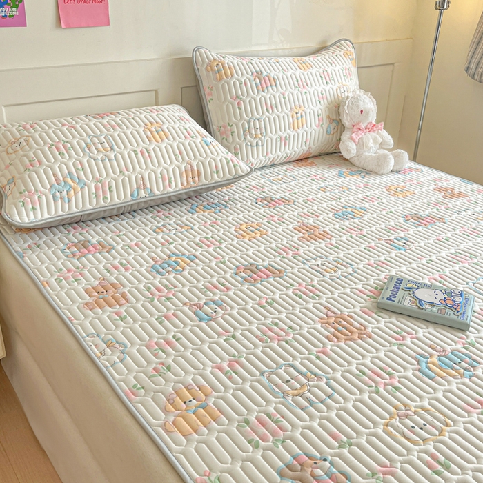 91家纺网 家纺一手货源 找家纺 柒月家居 2026新款小清新乳胶凉席三件套 碎花派对